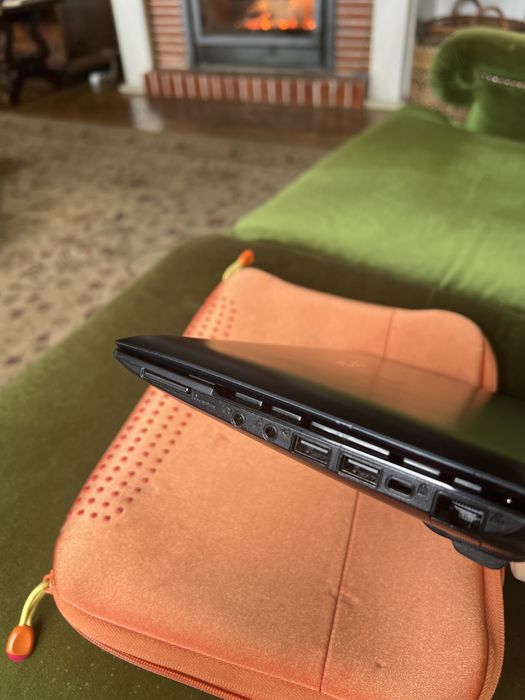 Asus Eee PC Seashell series subnotebook