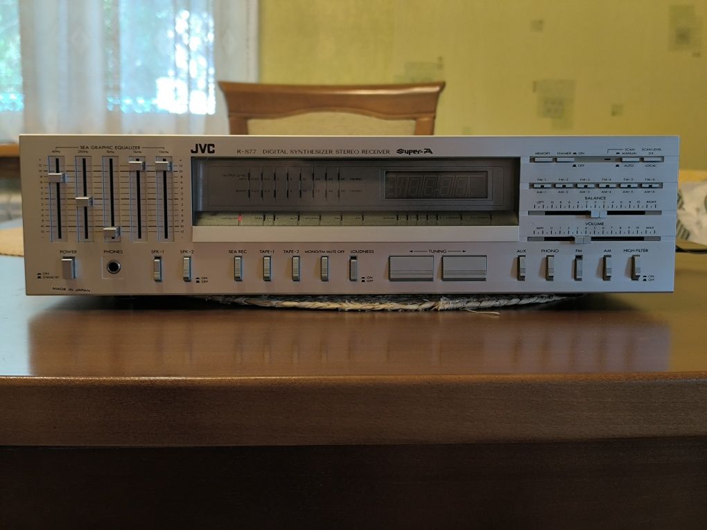 Amplituner JVC R-S77 Super stan