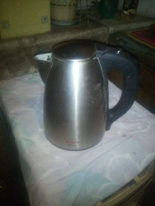 Єлектро чайник металический.Дисковий.Робочий.