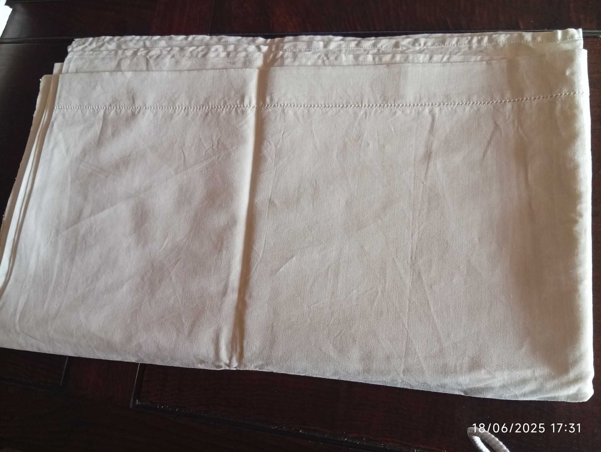 Linhos,  bordados