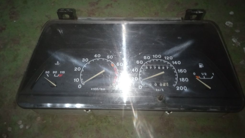 Продам гиниратор на ваз2110 80А