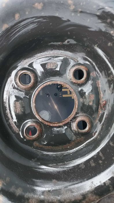 Komplet felg stalowych + opony zimowe Kleber Krisalp HP2 175/65 R15