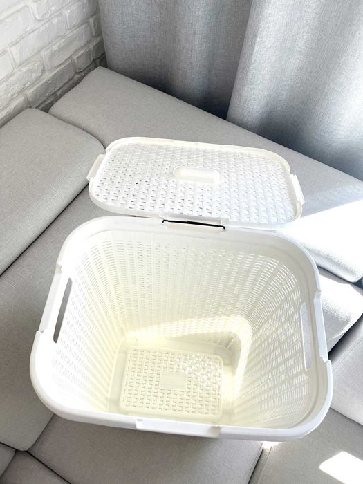 Kosz na pranie Curver 60L Rattan biały