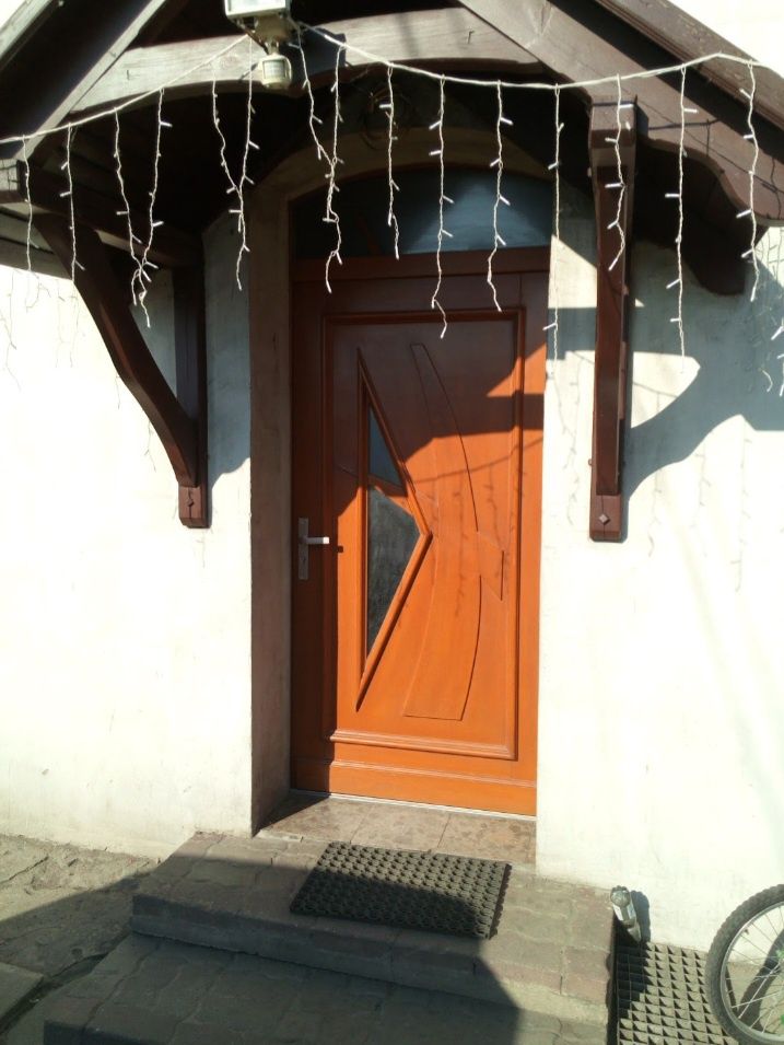 Wykonam drzwi zewnętrzne