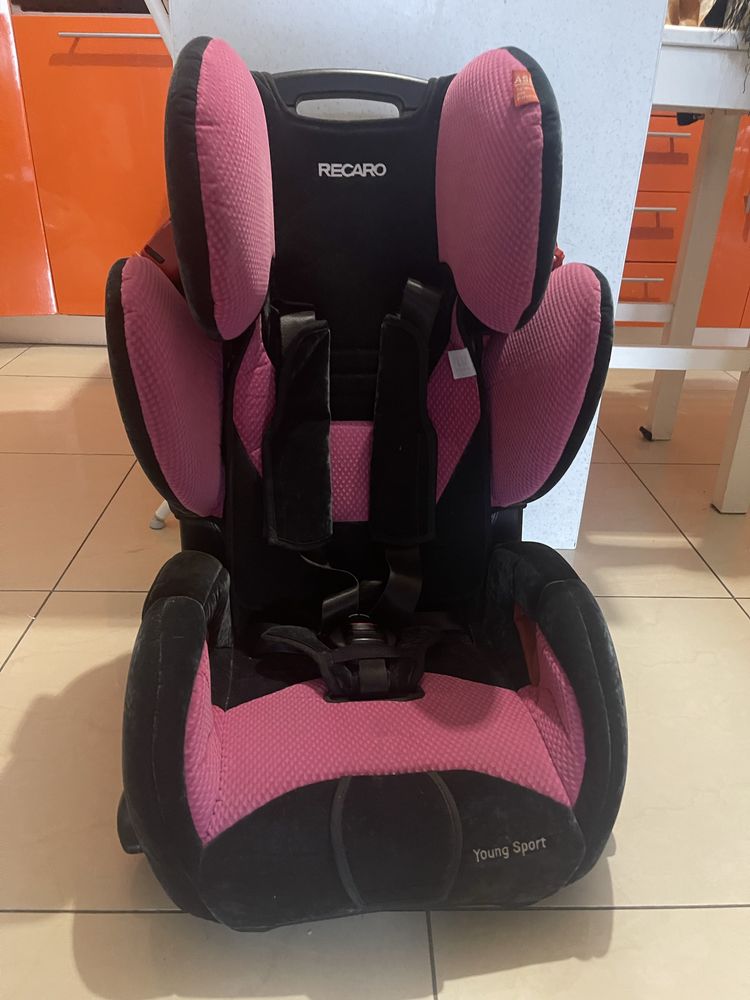 Автокрісло Recaro Young Sport