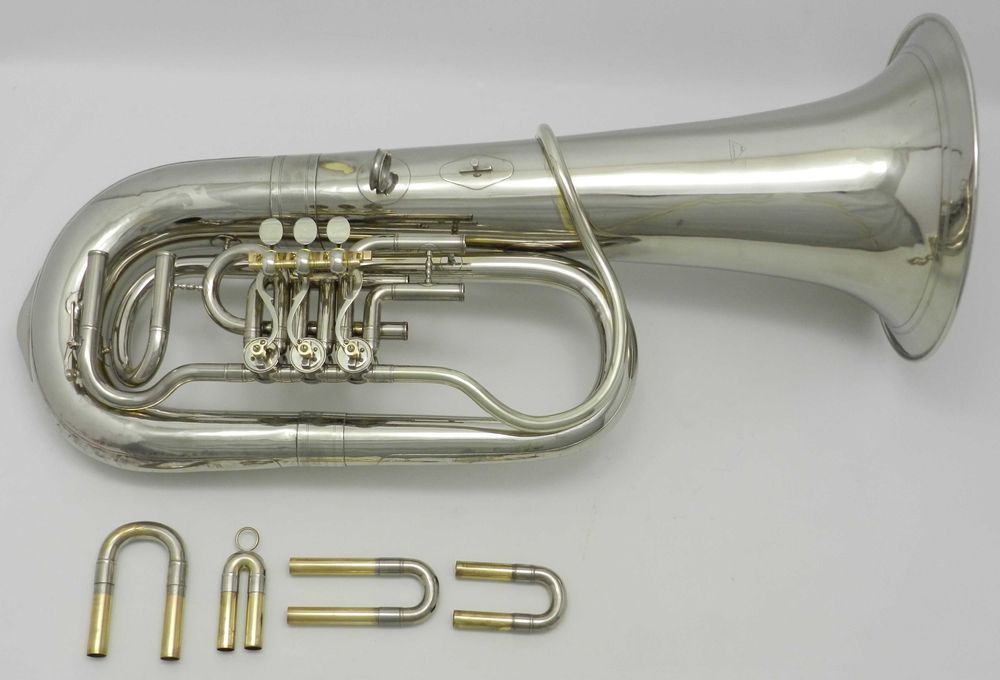 Tuba Es Miraphone Po przeglądzie technicznym DR22-230