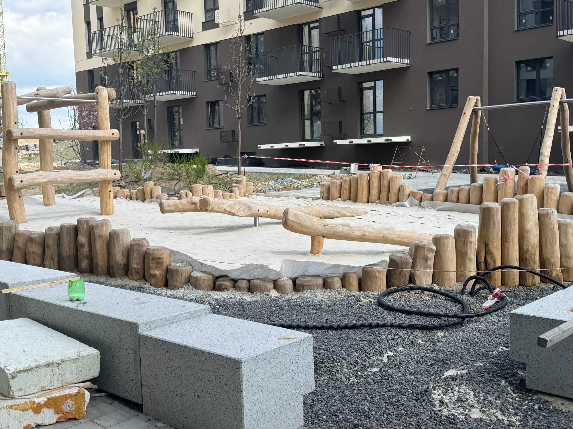Продаж(Єоселя) 2-кімнатної квартири 53 м2 Пустомити (9км.від Львова)