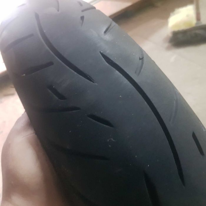 opona nr c21 roadtec z8 metzeler 120/70-17  przod przednia