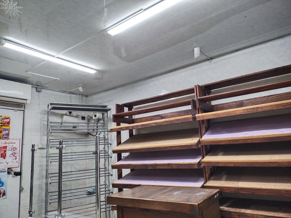 Сдам в аренду торговый  павильон (МАФ) м Холодная Гора