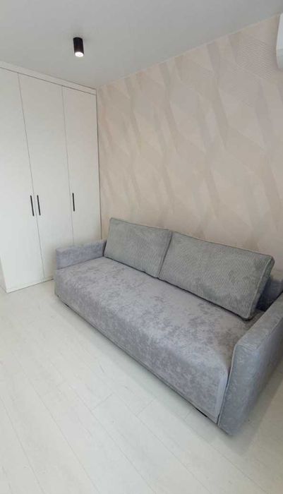 Продам простору   3к квартиру ЖК Аржанова, пр. Слобожанського.