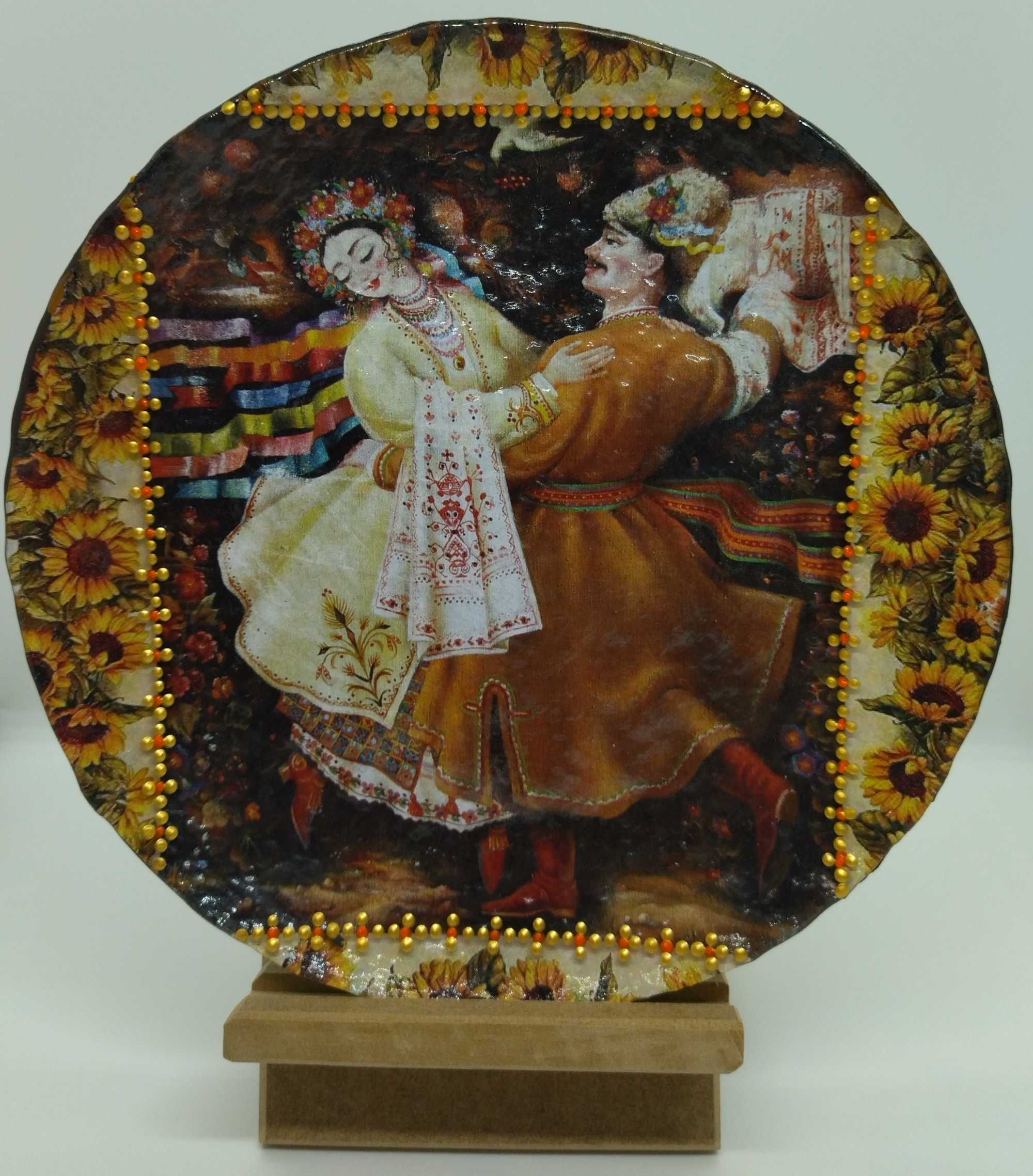 Сувенирные - подарочные тарелки в украинском стиле