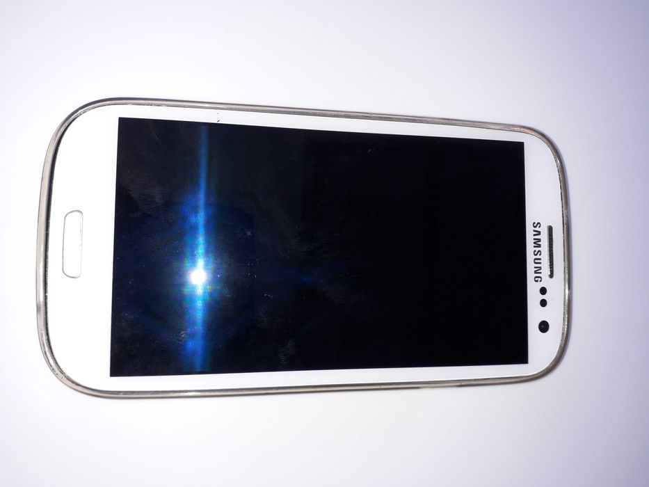 Samsung Galaxy S3 (Branco) usado - Modelo GT-I9300