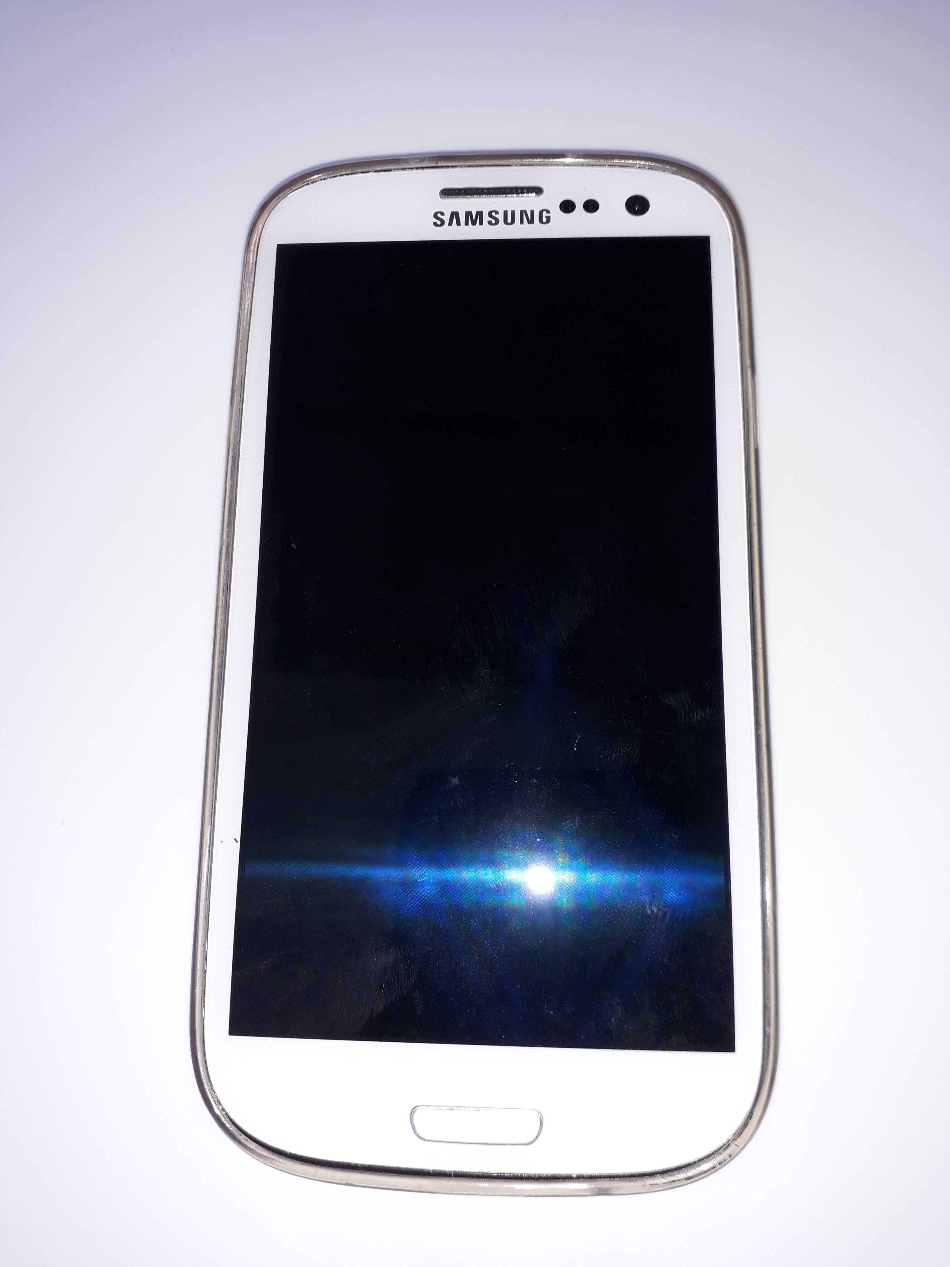 Samsung Galaxy S3 (Branco) usado - Modelo GT-I9300
