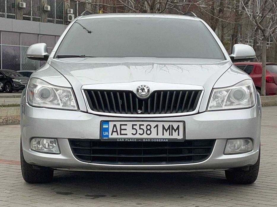 Шкода Октавия A5 FL 1,6 Універсал 2009 Рестайлинг 2 поколение
