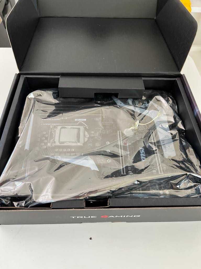 Zestaw i5‑9600K / Z390 Pro Carbon / 32GB RAM / Aigo RGB Coole