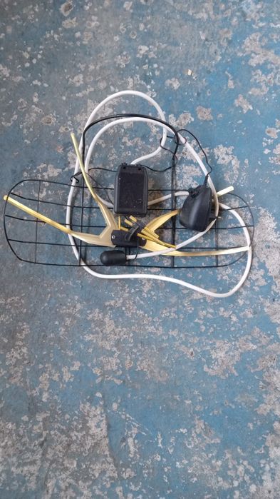 Tanio sprzedam 4 anteny do wyboru i inne tanie rzeczy w ogłoszeniach.