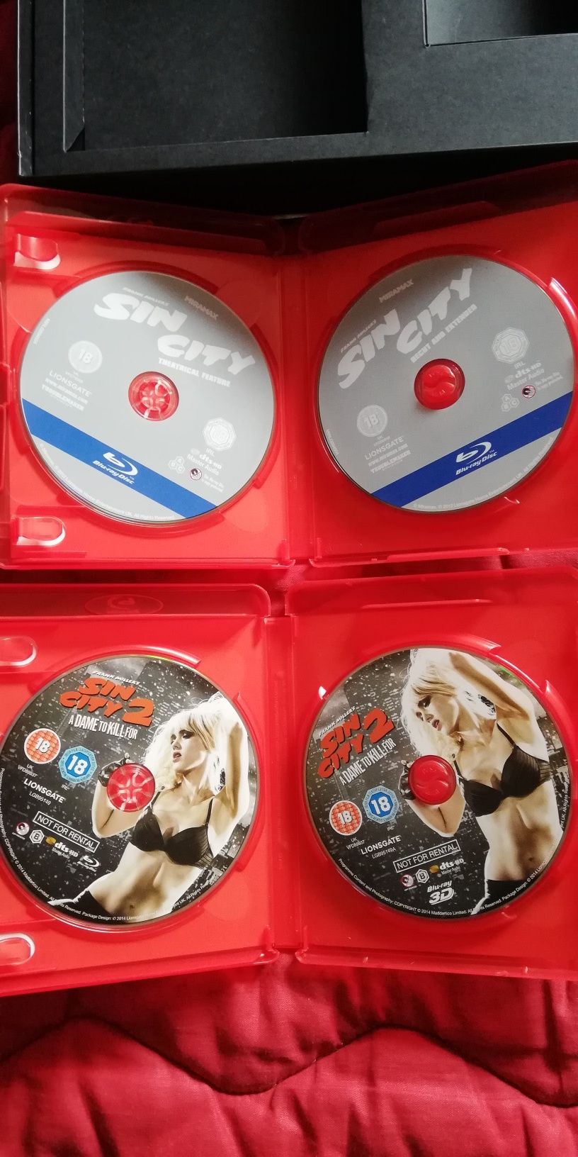 Blu ray "Sin City" - Ultimate Edition (portes grátis)