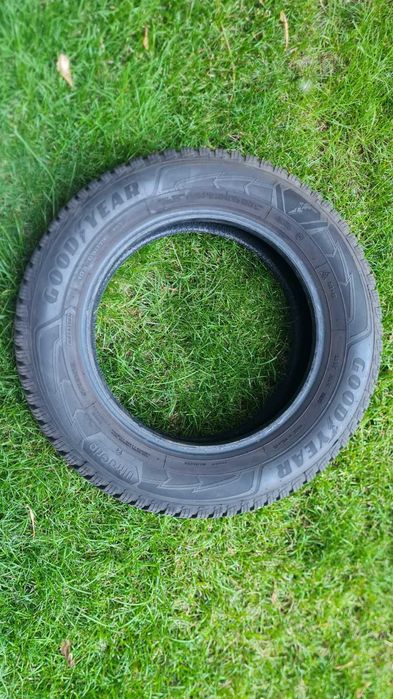 Комплект з 4х шин Googyear Ultra Grip 195/65/ R15 91 T ЗИМА