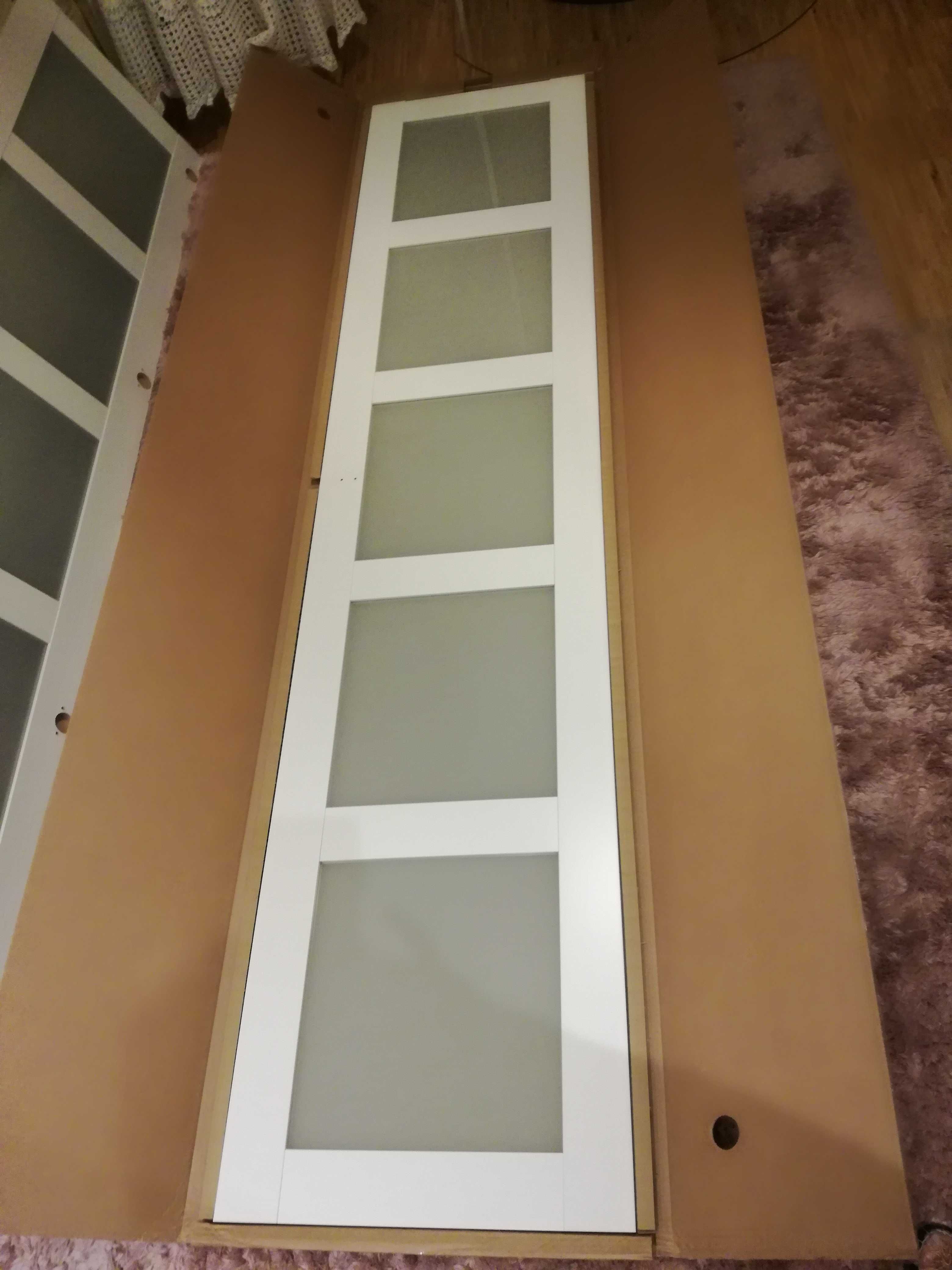 IKEA Bergsbo Drzwi, biały, przeszklenia 50x229 cm do systemu szaf PAX