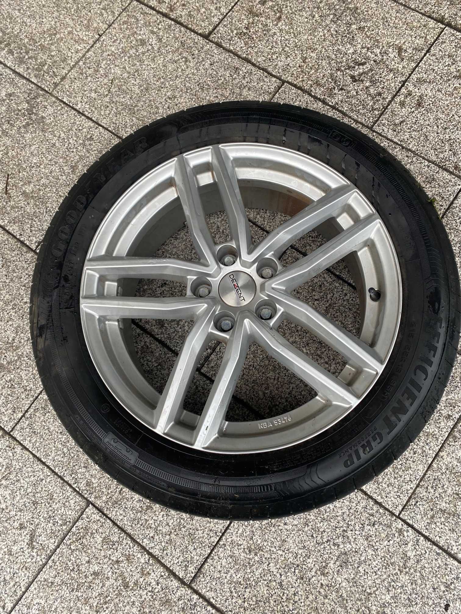 RENAULT CAPTUR II 2022 VENDO 4 JANTES COM PNEUS 215/55R18