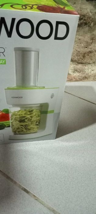 Máquina de cortar/laminar legumes