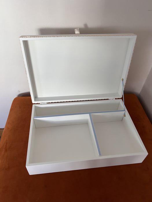 Vendo caixa de madeira