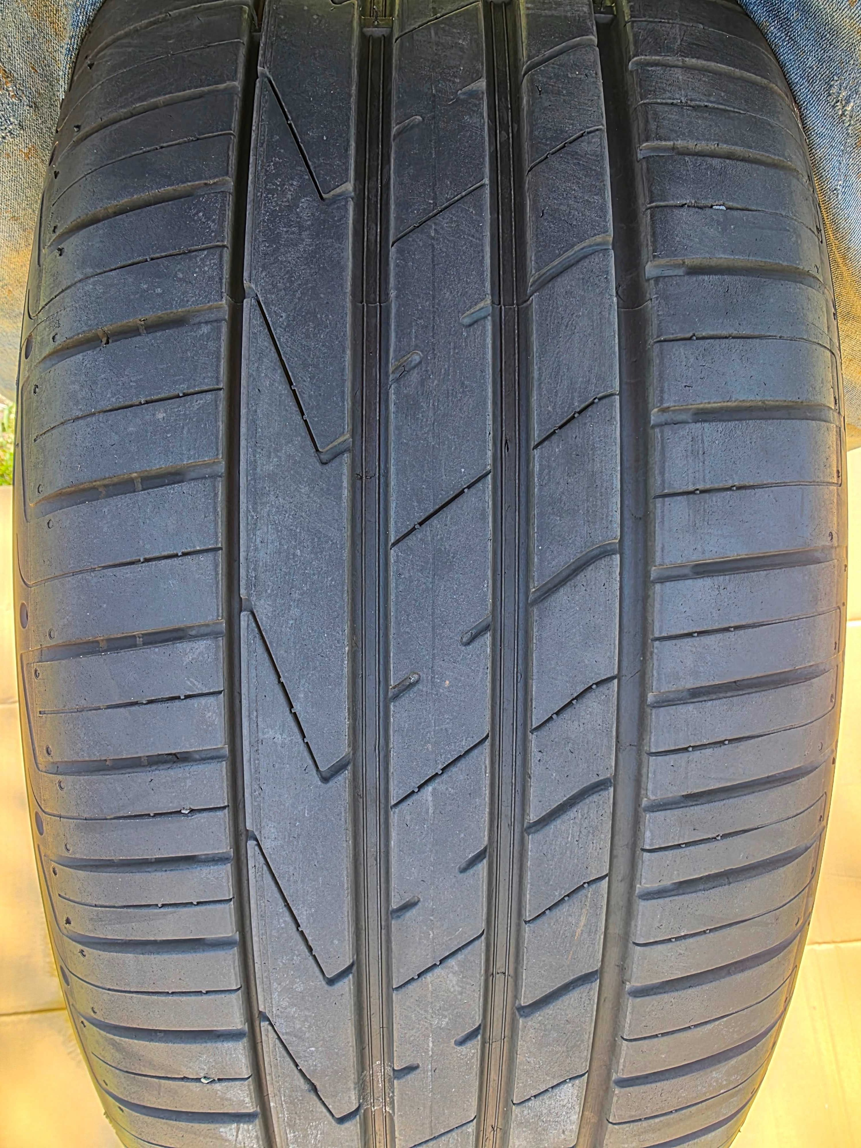 Літня гума Hankook Ventus S1 evo2 (4 шт) - 235/60/18
