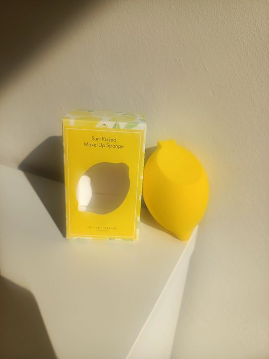 Gąbeczka do makijażu Sun-Kissed oriflame