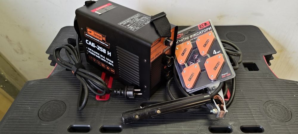 Набір інструменту Dnipro M