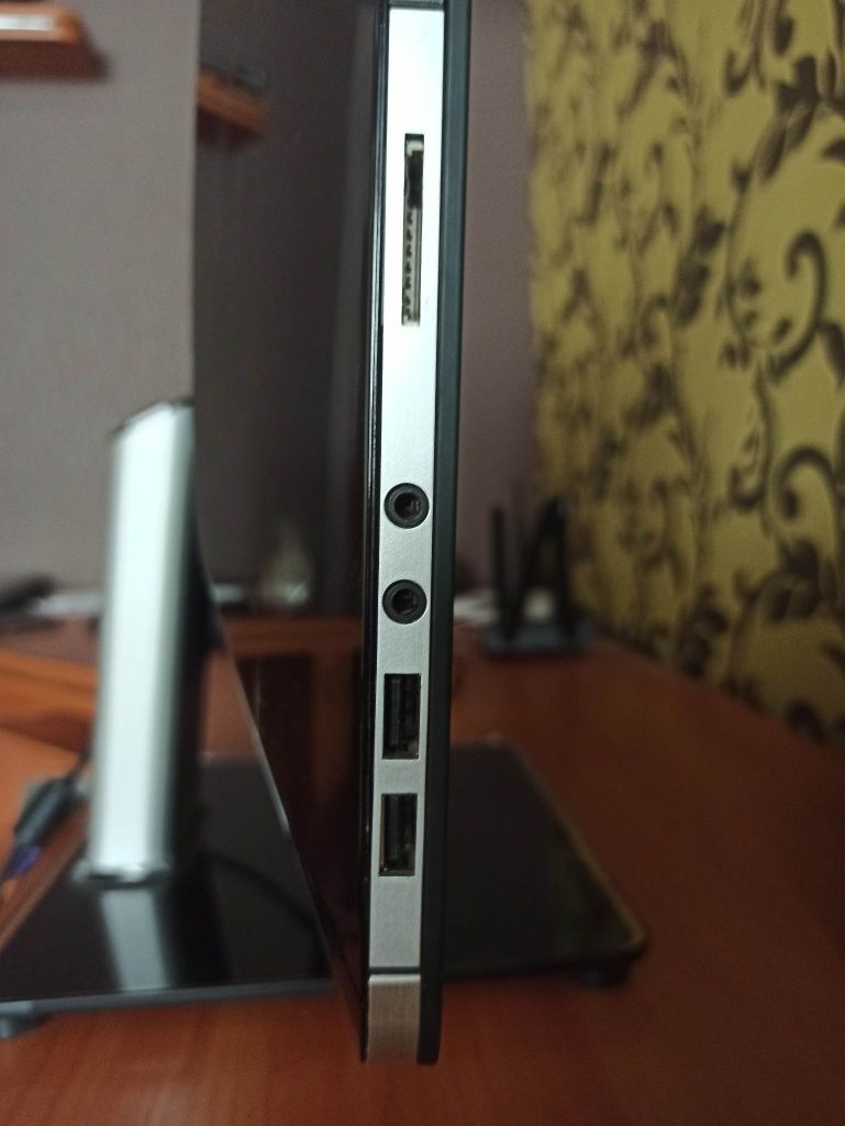 Моноблок 22" Pentium g3250 3.2