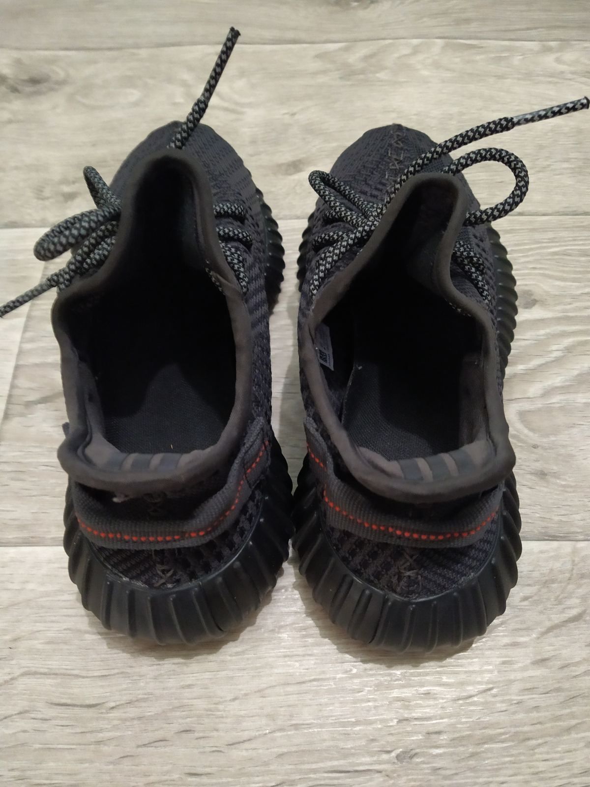 Кроссовки Adidas Yeezy Boost 350 V2