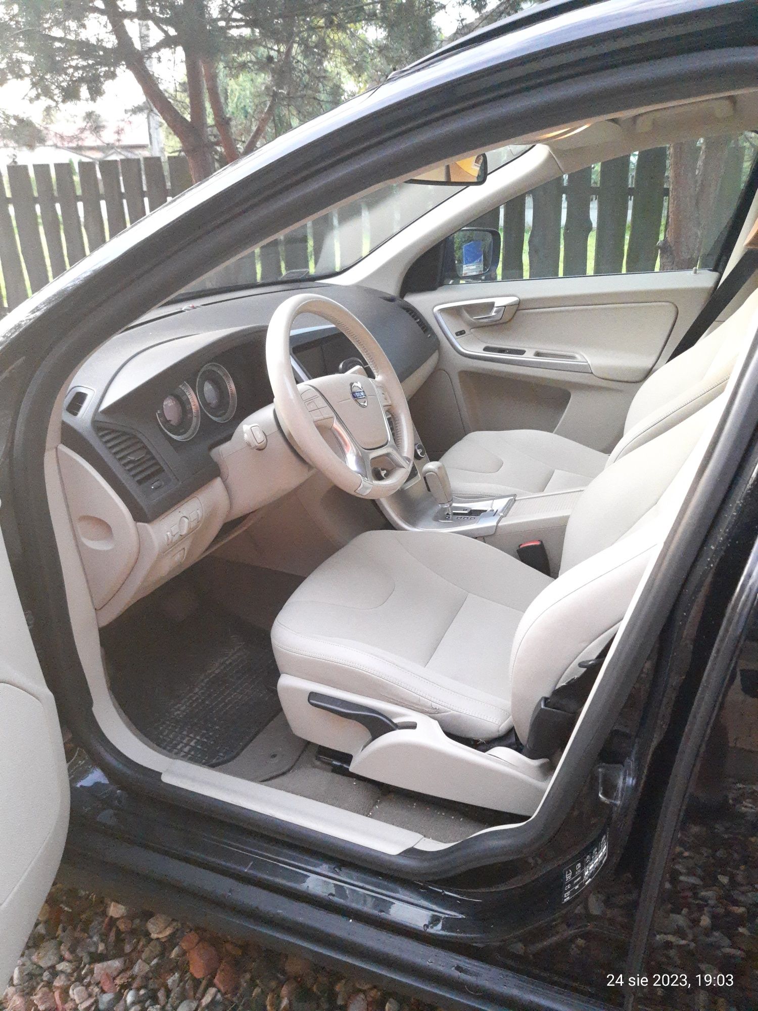 Volvo XC 60 D5 automat 4WD