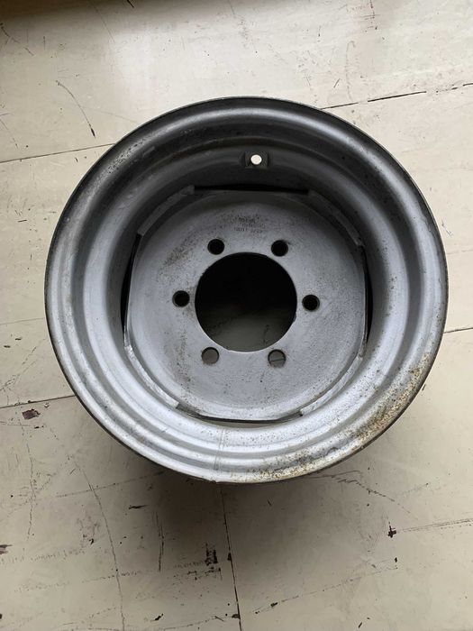 Felga stalowa 18x11 do wozów paszowych Siloking