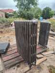 Grzejnik żeliwny na nogach skandynawski loft retro  radiator
