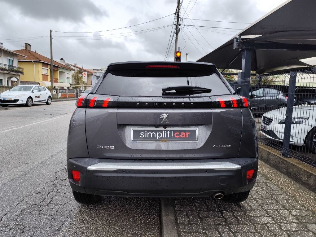 Peugeot 2008 1.5hdi GtLine Eat8