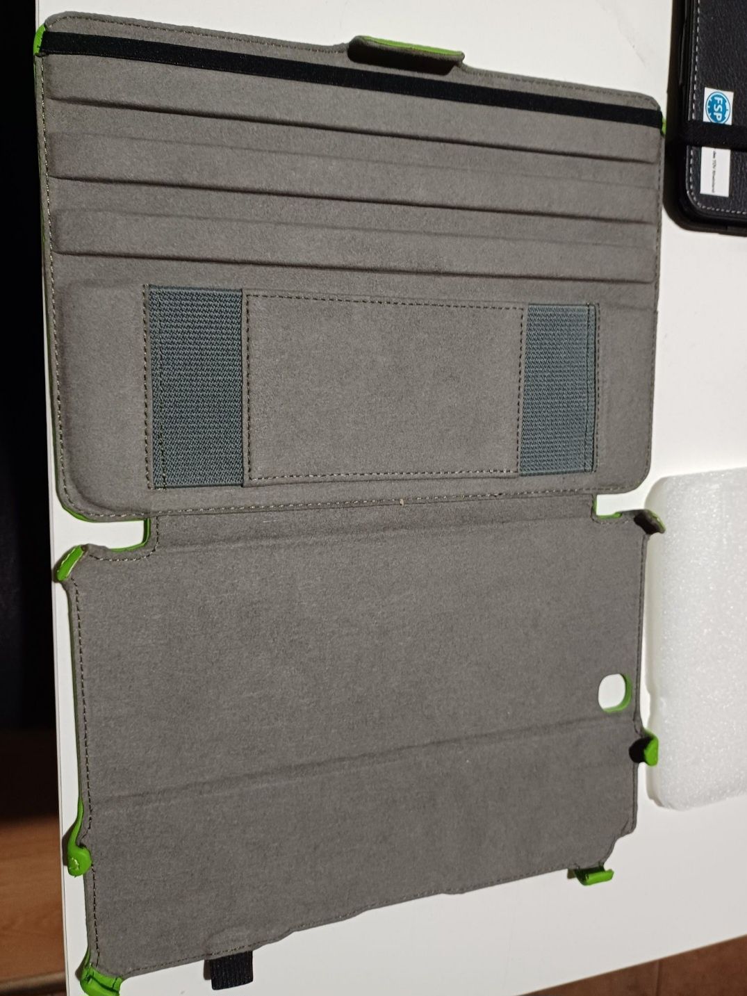Nowe etui do tabletu