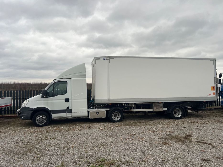 Iveco Iveco  Naczepa chłodnia sama naczepa sprzedaje