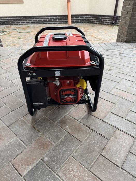 Бензиновий генератор LONCIN 3500 AS
