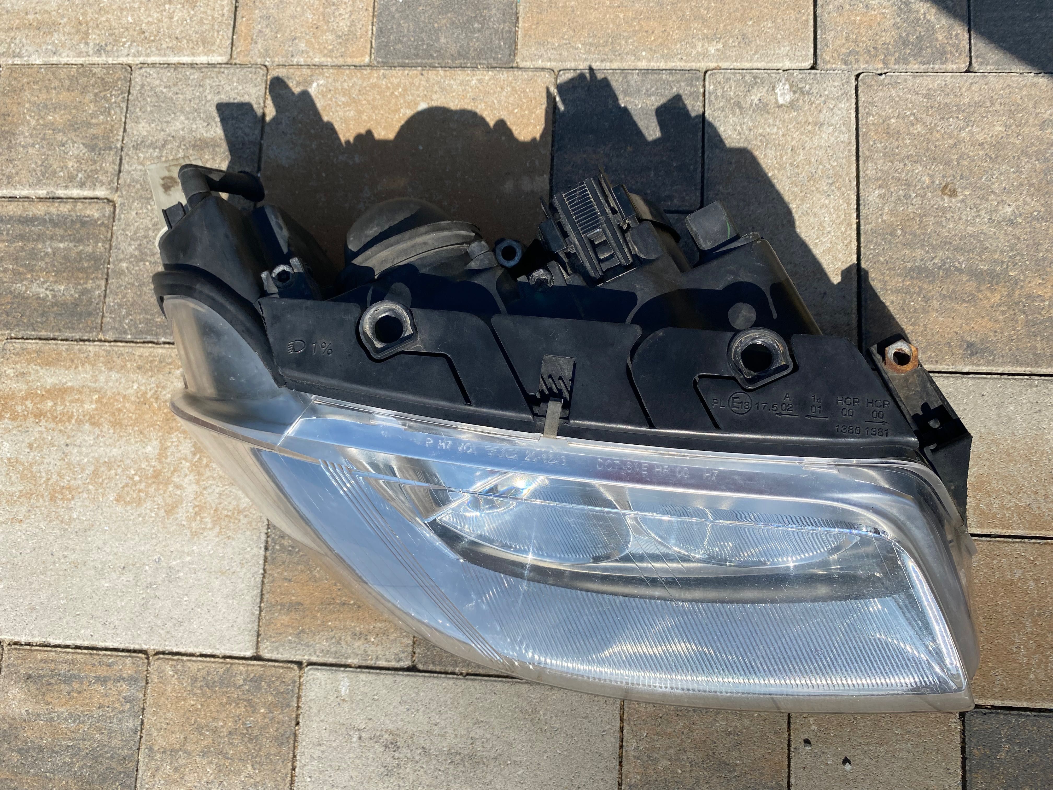 Lampa TYC passat b5 Fl lewa