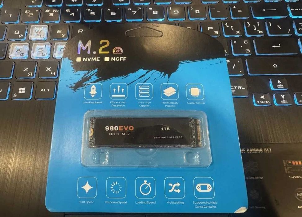 SSD M.2 NVMe та SATA (1-4TB)