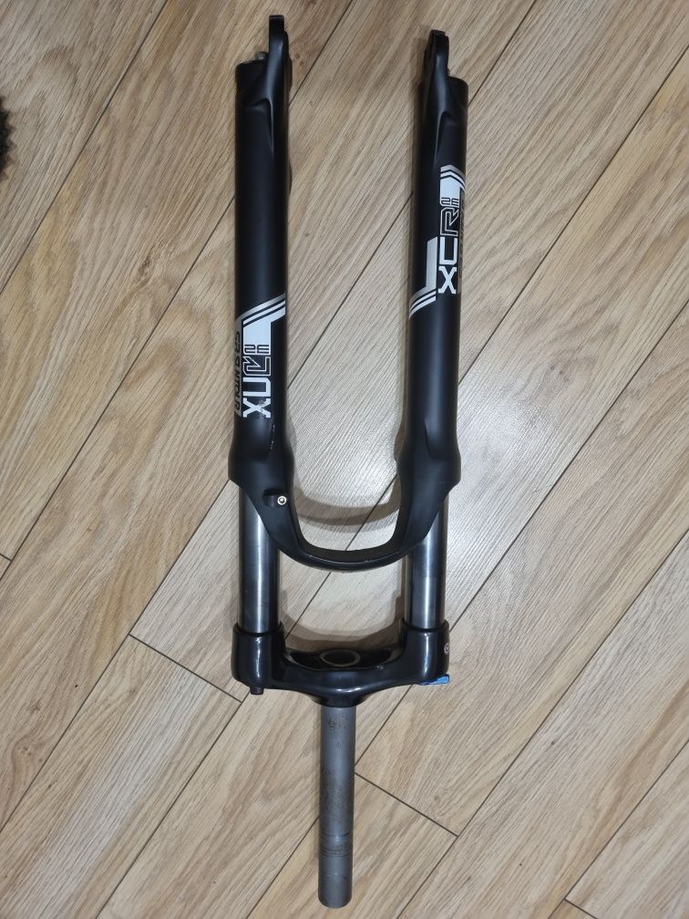 Amortyzator sr suntour xcr 32