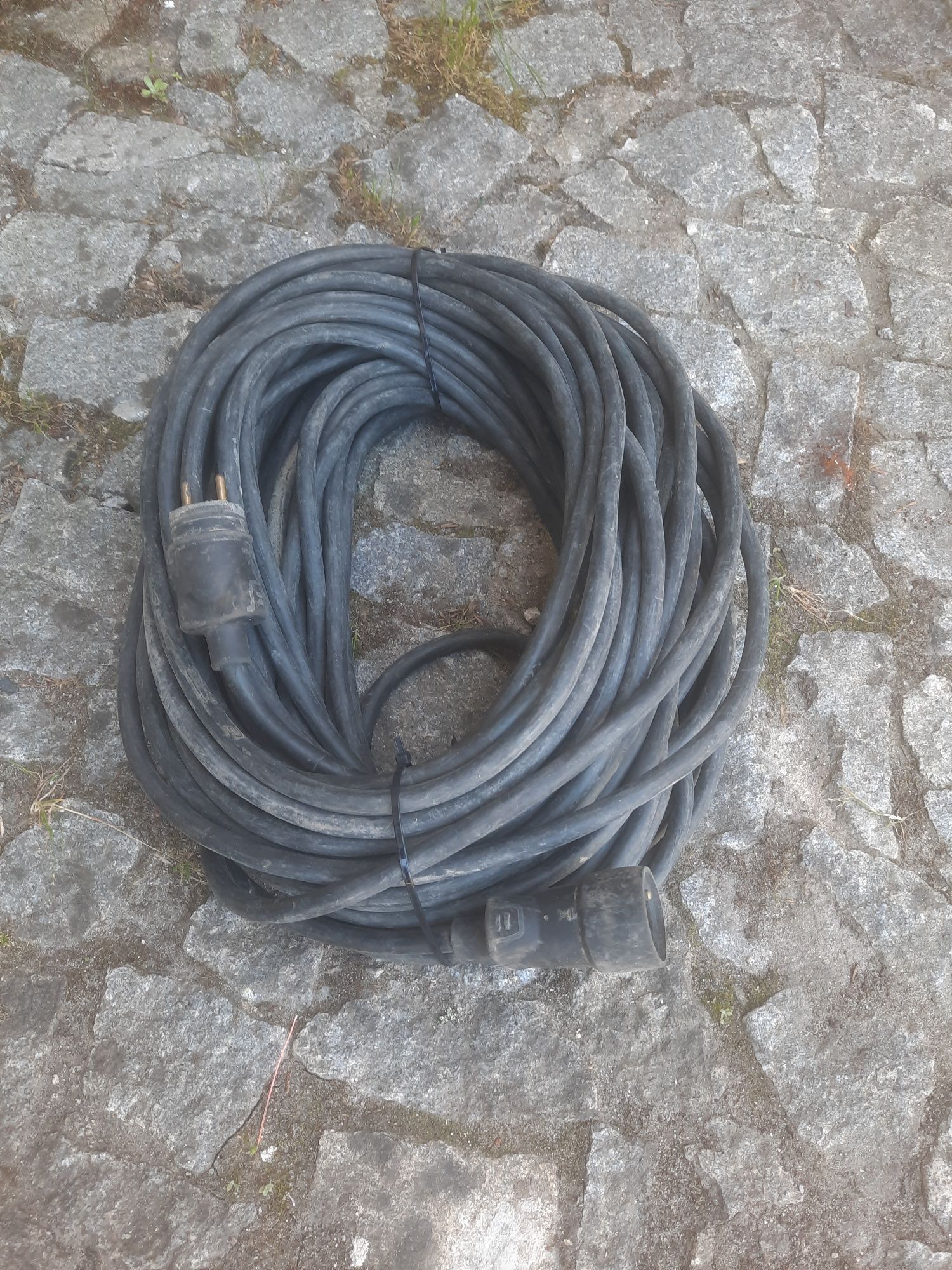 Fio eletrico com 25m, 2.5mm de diâmetro