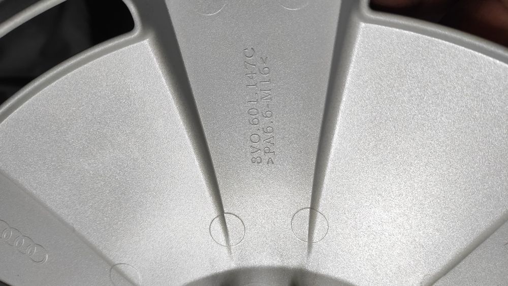 Kołpaki Audi A3 A1 Nowe Oryginalne 16 Komplet