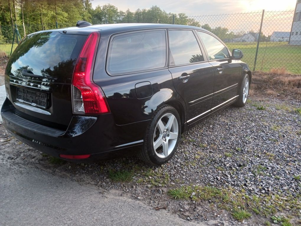 Volvo v50 1.6 d2 2010