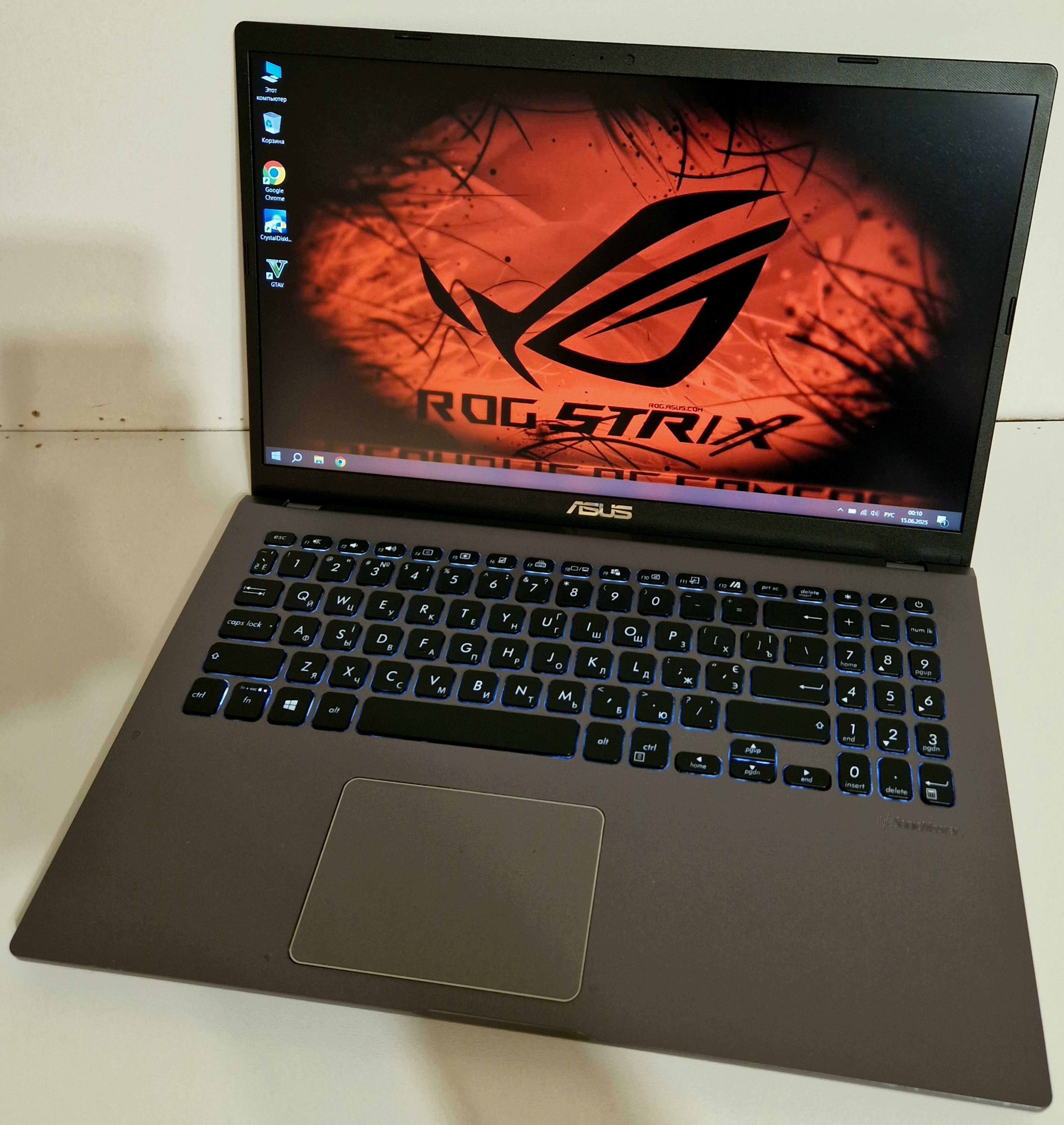 Игровой Ноутбук ASUS 15"/Core i5-8265u/SSD 256/Nvidia GeForce 2GB/IPS/