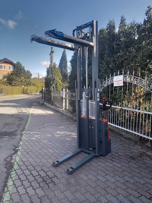 Wózek Paletowy Masztowy 1500 kg 2500 mm Paleciak