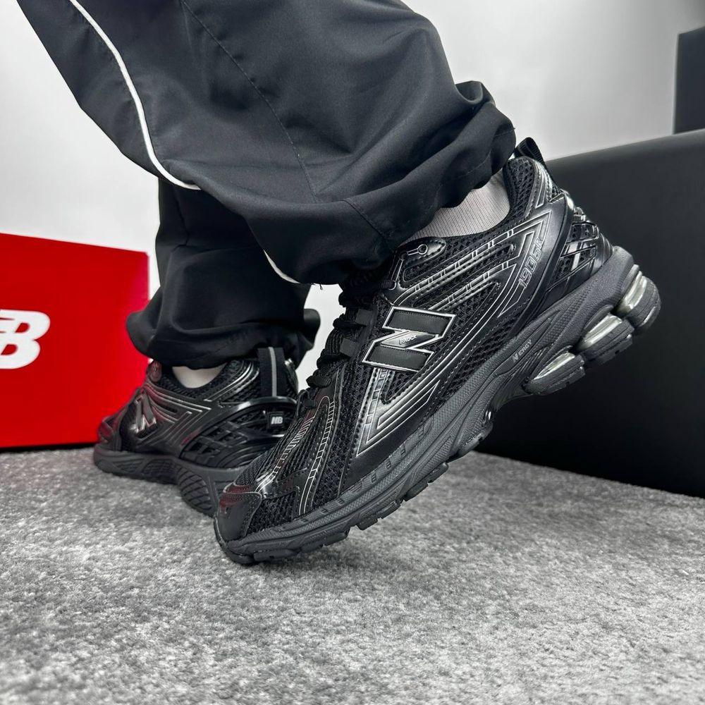 New Balance 1906R Black