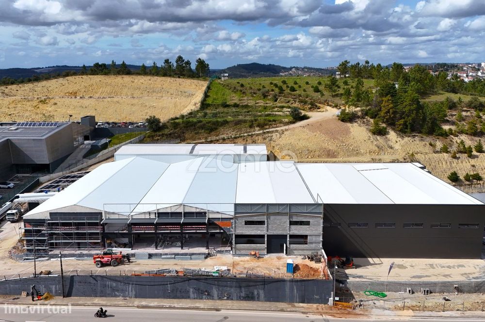 Armazéns Novos com 6000m2 & terreno industrial, em Eiras, Coimbra