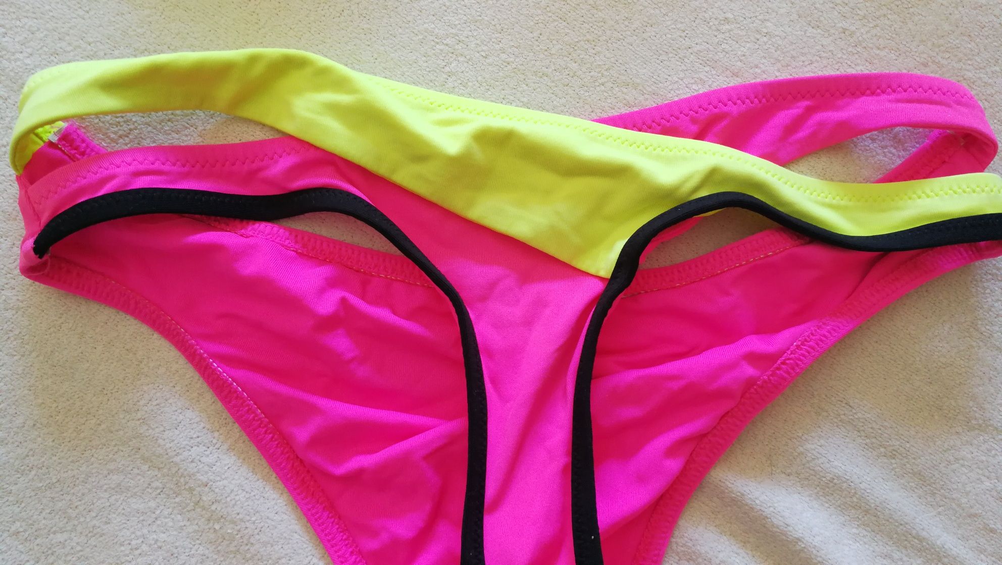 NOVOS Bikinis Calzedonia XS + Lefties S