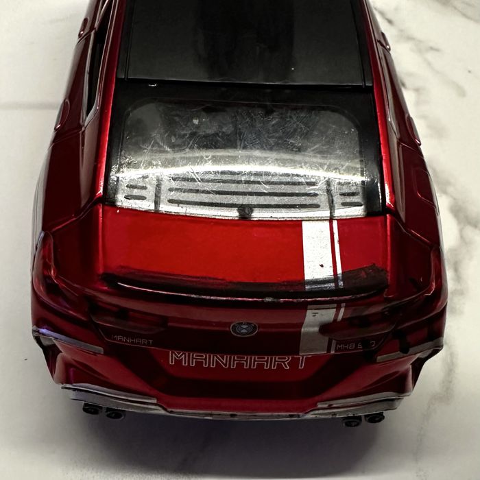 Машинка BMW червона